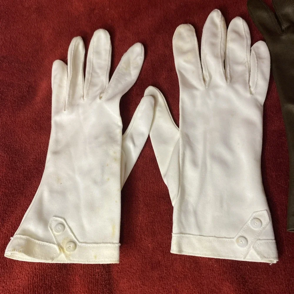 Lot Of 4 Vintage Women's Gloves White Brown. Please Read Description